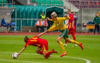Lietuvos WU-17 ir WU-19 moterų futbolo rinktinės žaidė Alytaus stadione
